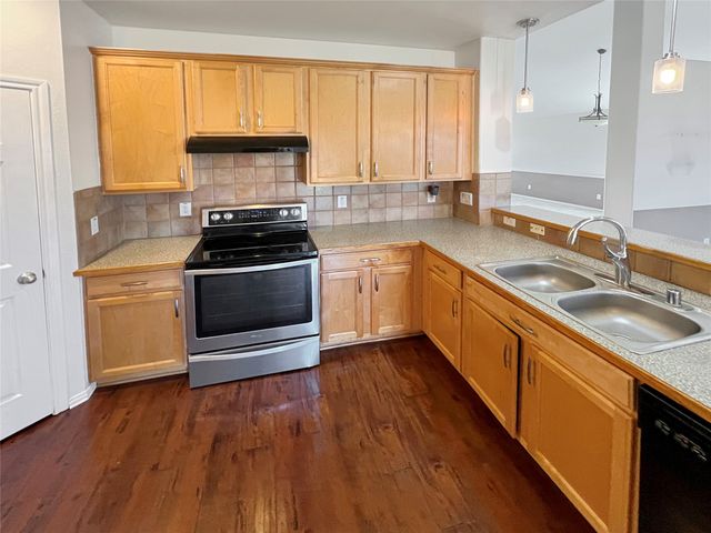 1203 Whitecreek Drive, Glenn Heights, TX 75154