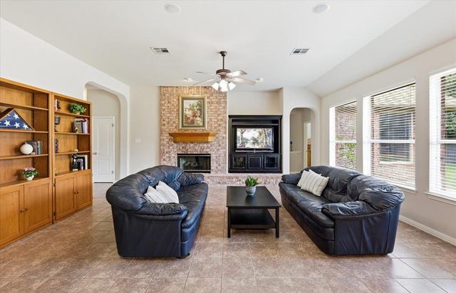 16632 Malaga Hills DR, Round Rock, TX 78681