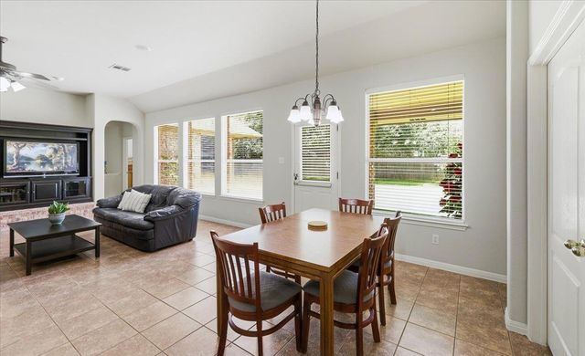 16632 Malaga Hills DR, Round Rock, TX 78681
