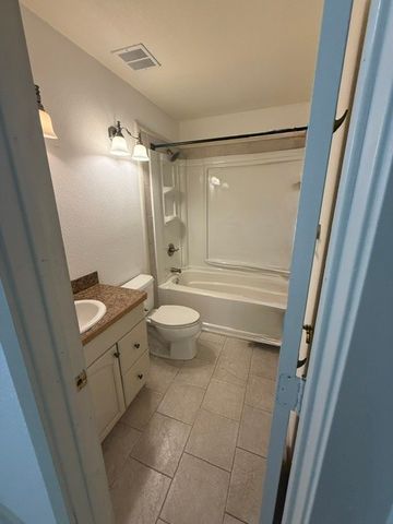 1379 Gilman Road, Kennedale, TX 76140