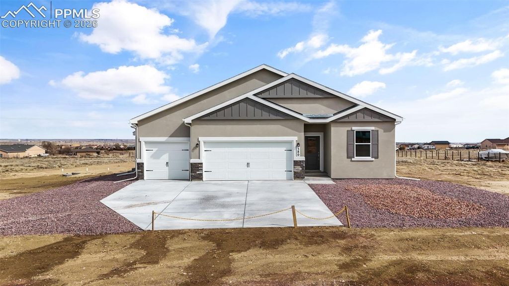 380 S Ashford Drive, Pueblo, CO 81007 — exterior