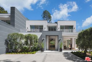 9011 Alto Cedro Drive, Beverly Hills, CA 90210