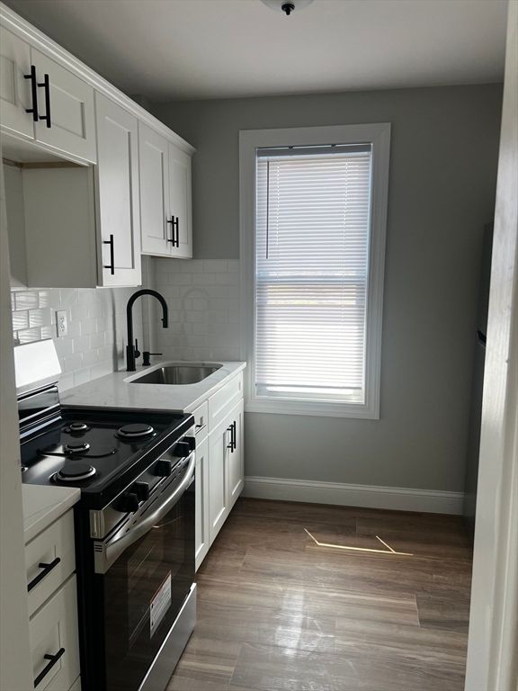 2039 Pleasant St 3, Fall River, MA 02723