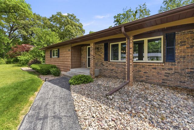8145 54TH Street Court, Coal Valley, IL 61240