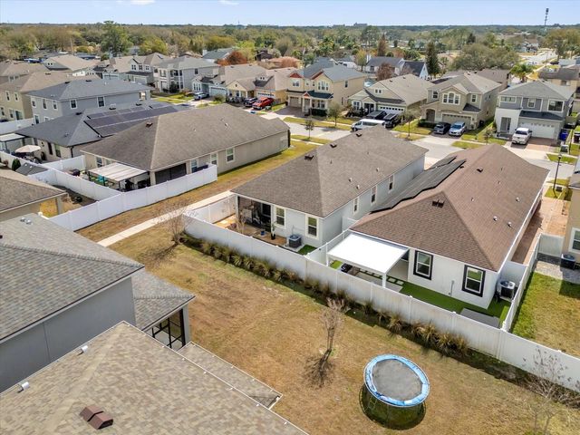 2401 AVIAN LOOP, Kissimmee, FL 34741