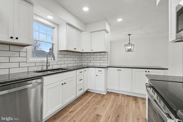 1555 LOCUST ST, New Cumberland, PA 17070