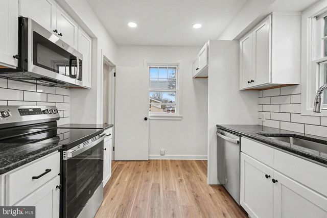 1555 LOCUST ST, New Cumberland, PA 17070