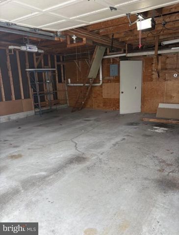 1555 LOCUST ST, New Cumberland, PA 17070