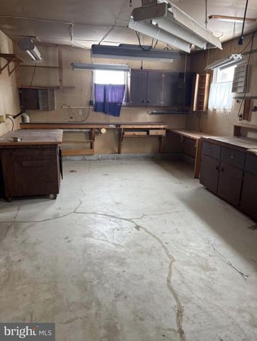 1555 LOCUST ST, New Cumberland, PA 17070