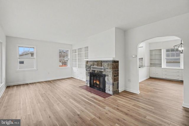 1555 LOCUST ST, New Cumberland, PA 17070