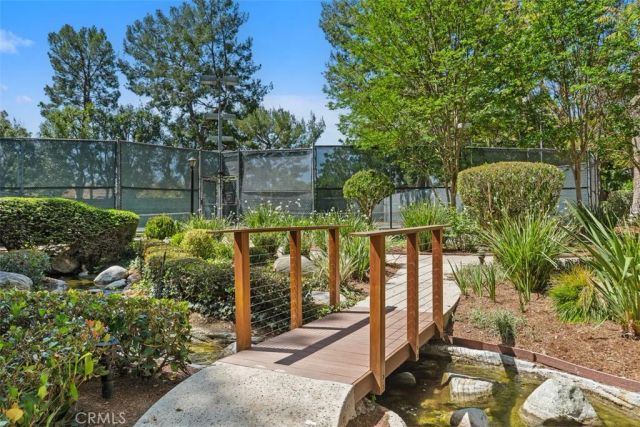 204 Pineview, Irvine, CA 92620