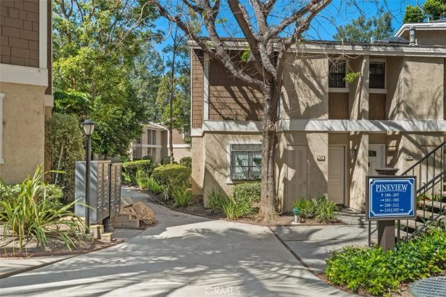204 Pineview, Irvine, CA 92620