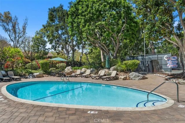 204 Pineview, Irvine, CA 92620