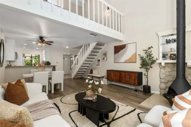204 Pineview, Irvine, CA 92620