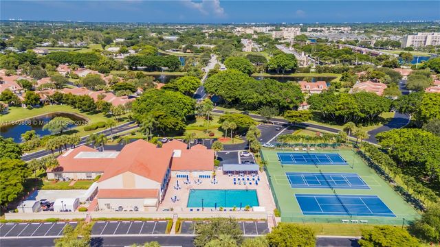 7821 Silver Lake Dr, Delray Beach, FL 33446