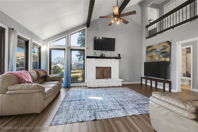 9201 Skypark Drive, Fort Smith, AR 72903