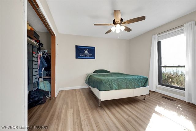 9201 Skypark Drive, Fort Smith, AR 72903