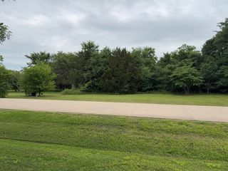 1757 Canyon Lake Road, Wills Point, TX 75169