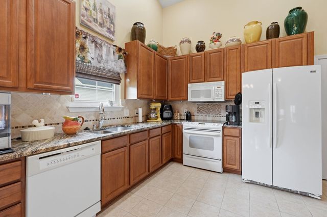 521 Ramblewood Circle, Little River, SC 29566