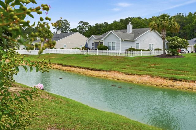 521 Ramblewood Circle, Little River, SC 29566