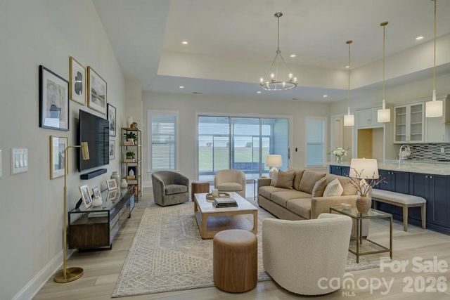 82105 Standing Oak Drive, Charlotte, NC 28278