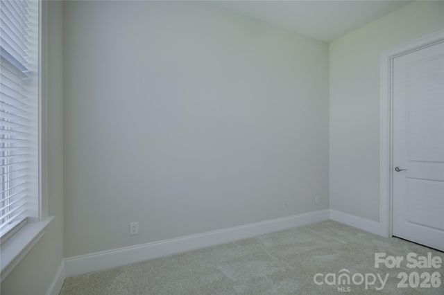 82105 Standing Oak Drive, Charlotte, NC 28278