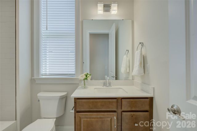 82105 Standing Oak Drive, Charlotte, NC 28278