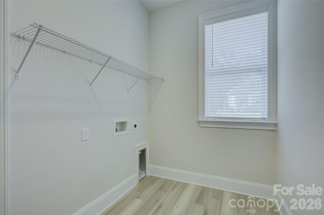 82105 Standing Oak Drive, Charlotte, NC 28278