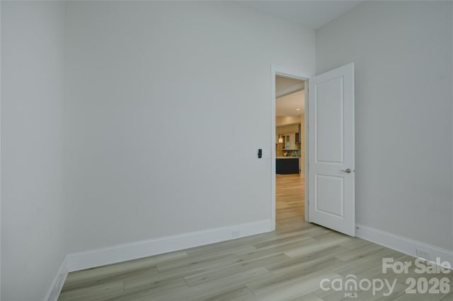 82105 Standing Oak Drive, Charlotte, NC 28278