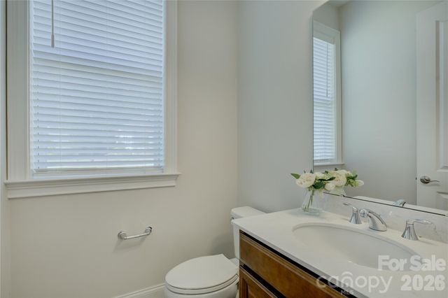 82105 Standing Oak Drive, Charlotte, NC 28278