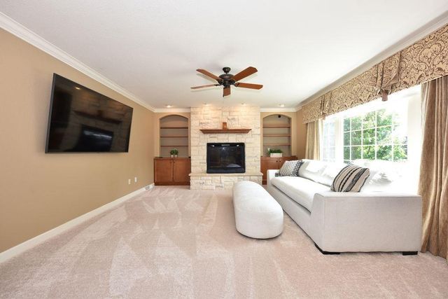 N66W35950 Farmstead Court, Oconomowoc, WI 53066