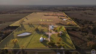 7731 NE Indian Creek RD, Topeka, KS 66617