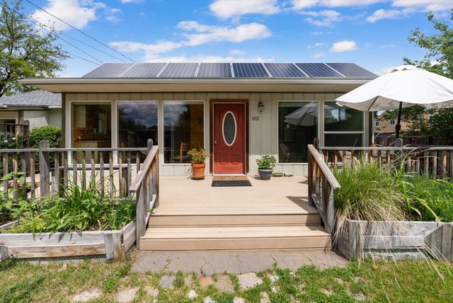 102 Geneva Avenue, Hamilton, MT 59840