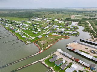 239 Marshall Johnson Avenue, Port Lavaca, TX 77979