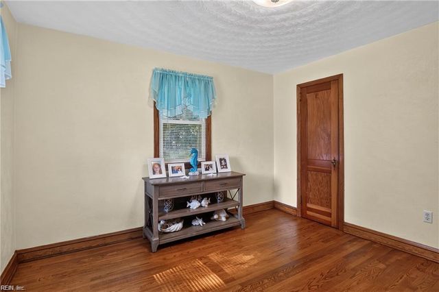 308 Hanbury AVE, Portsmouth, VA 23702