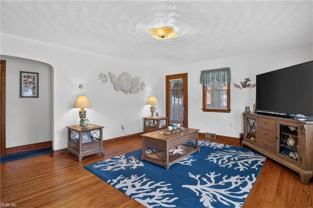 308 Hanbury AVE, Portsmouth, VA 23702