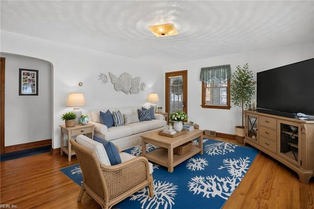308 Hanbury AVE, Portsmouth, VA 23702