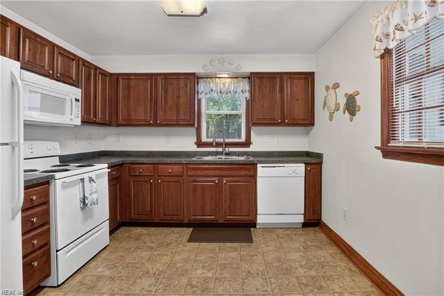 308 Hanbury AVE, Portsmouth, VA 23702