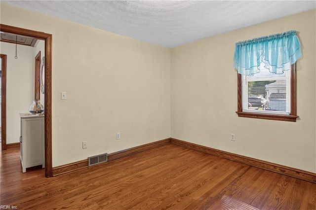 308 Hanbury AVE, Portsmouth, VA 23702