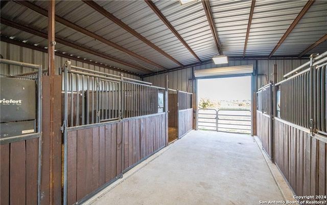 345 Laguna Rd, Bandera, TX 78003
