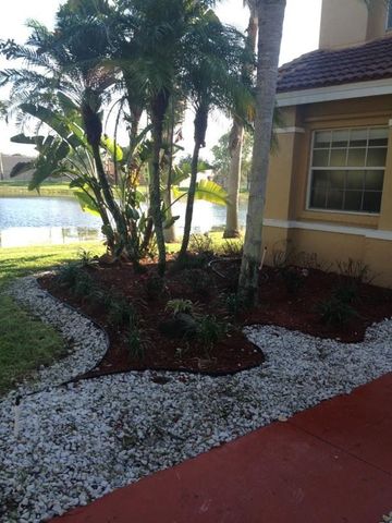 1372 Bayview Circle, Weston, FL 33326