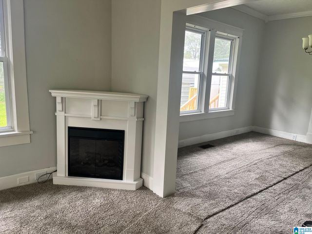 67 OAK STREET, Sylacauga, AL 35150