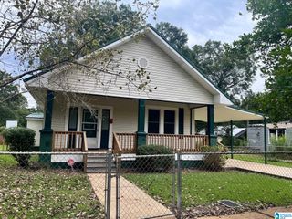 67 OAK STREET, Sylacauga, AL 35150