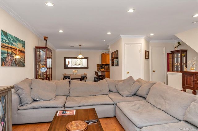 150 I U Willets Road, Albertson, NY 11507