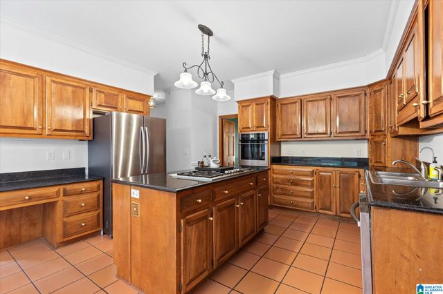 3211 MOUNTAIN RIDGE CIRCLE, Birmingham, AL 35242