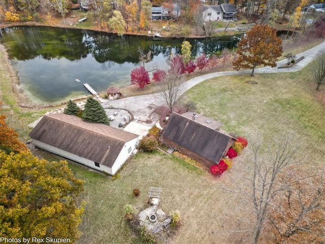 3733 S Brenlor Drive, Hesperia, MI 49421