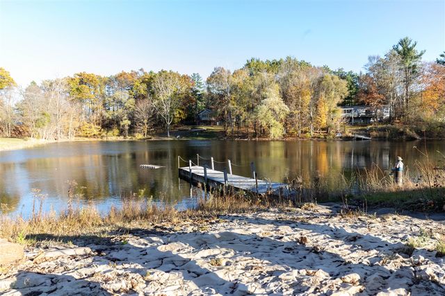 3733 S Brenlor Drive, Hesperia, MI 49421