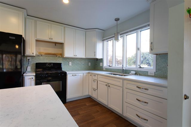 3733 S Brenlor Drive, Hesperia, MI 49421