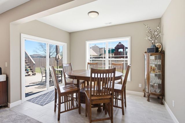 100 PETERSON LN, Ashland, MO 65010