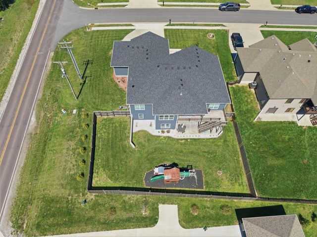 100 PETERSON LN, Ashland, MO 65010